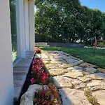 La Casa Del Sasso B&B