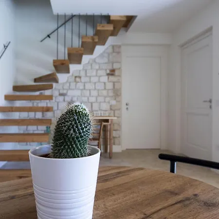 La Casa Del Sasso 3*