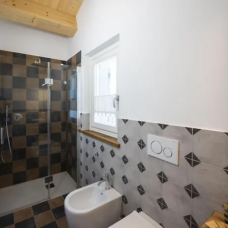 La Casa Del Sasso 3* 시롤로